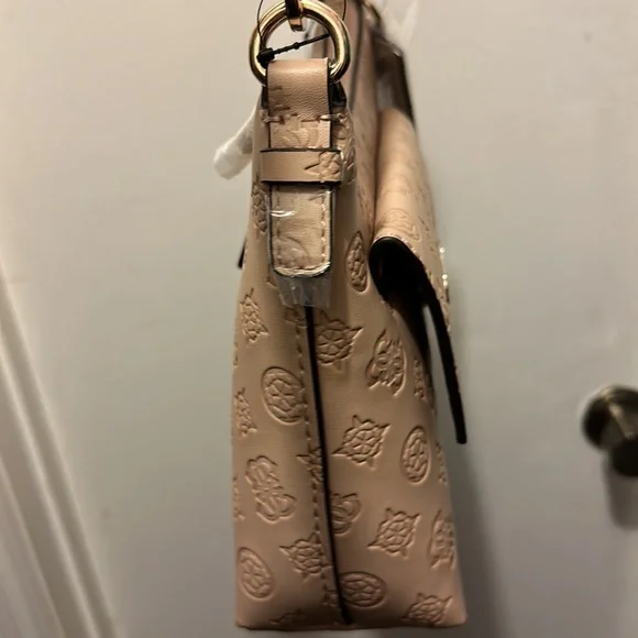 NWT GUESS Sirrah Top Zip Shoulder Bag👜 - Picture 4 of 8
